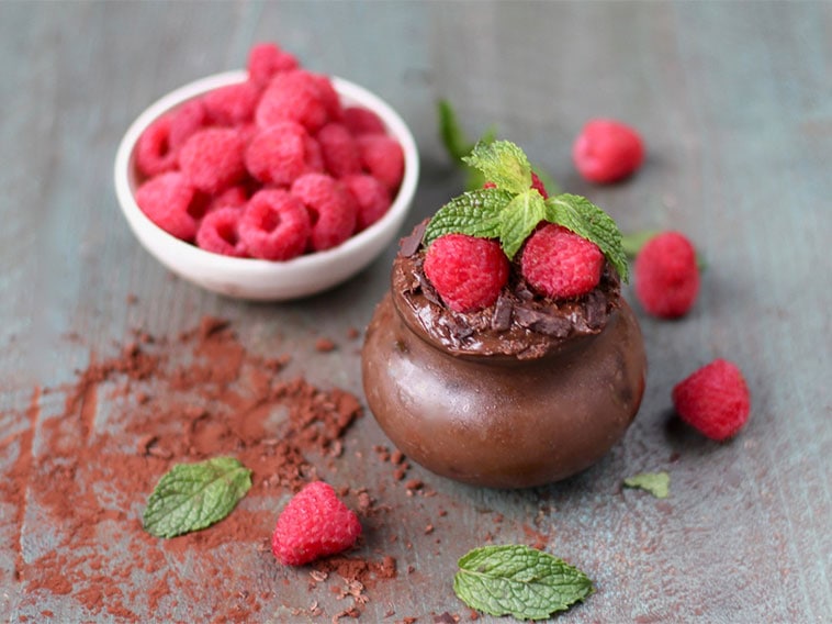 Healthy Chocolate Mousse with Raspberries