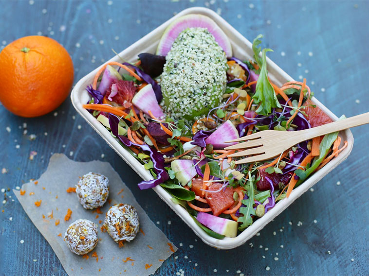How to Stay Healthy and Happy While Traveling
